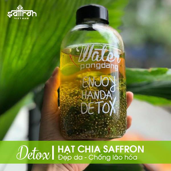 Pha chế saffron và hạt chia theo chế độ detox tại nhà