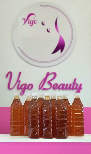 Mật ong cà phê nguyên chất được bán tại Vigo Beauty